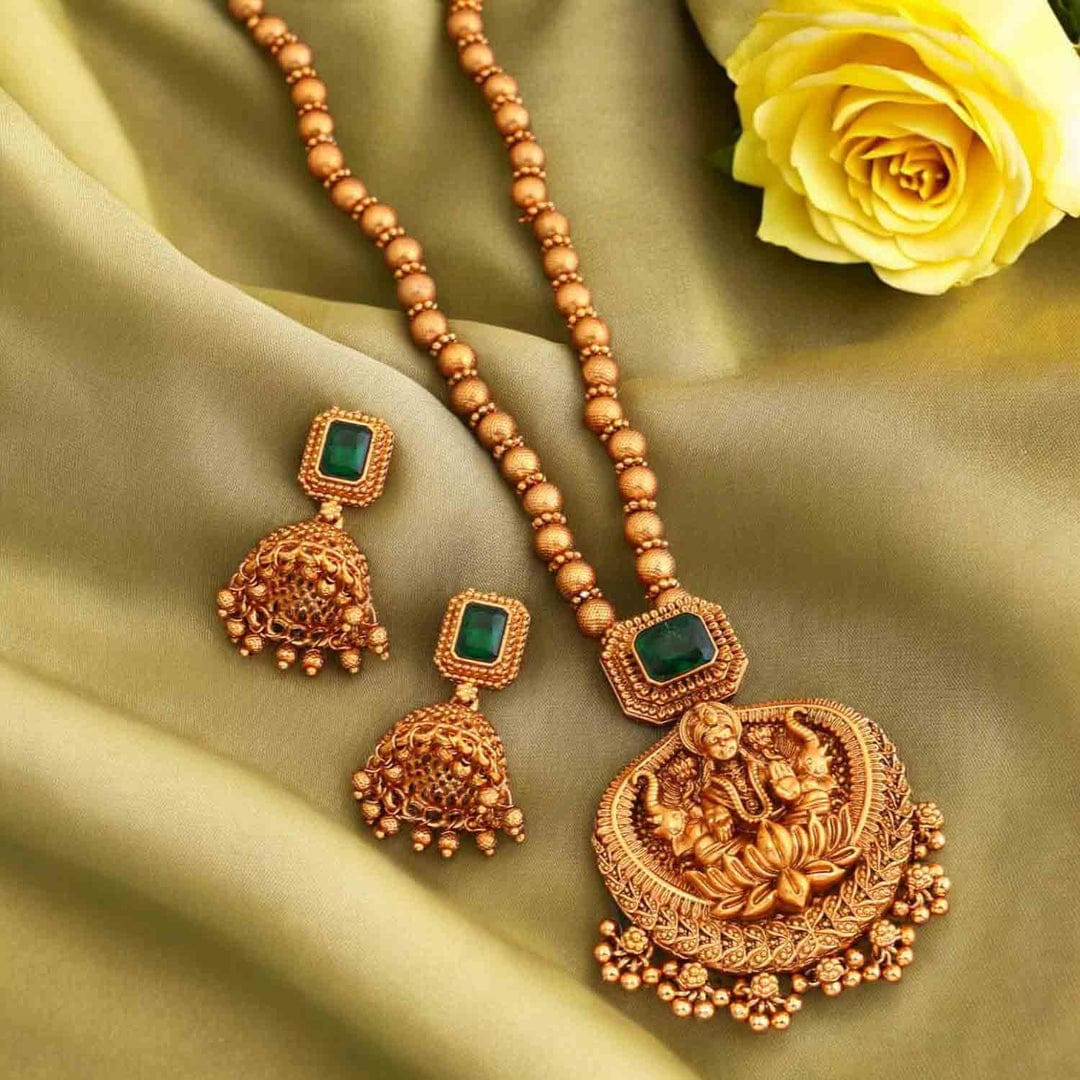 Necklace Set